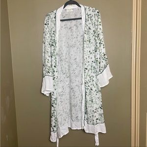 Cost World Market robe